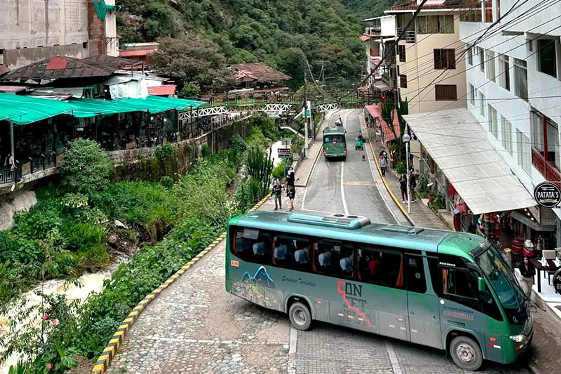 Ônibus ecológicos em sua viagem para Machu Picchu - Banner image