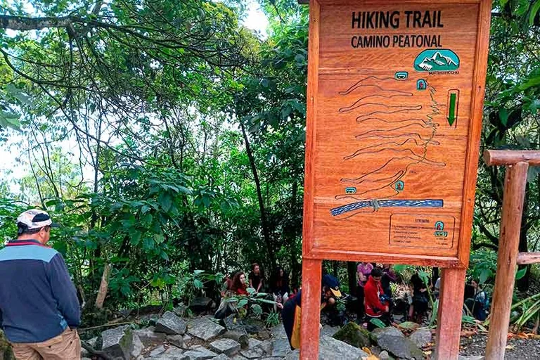 caminho Aguas Calientes caminhando